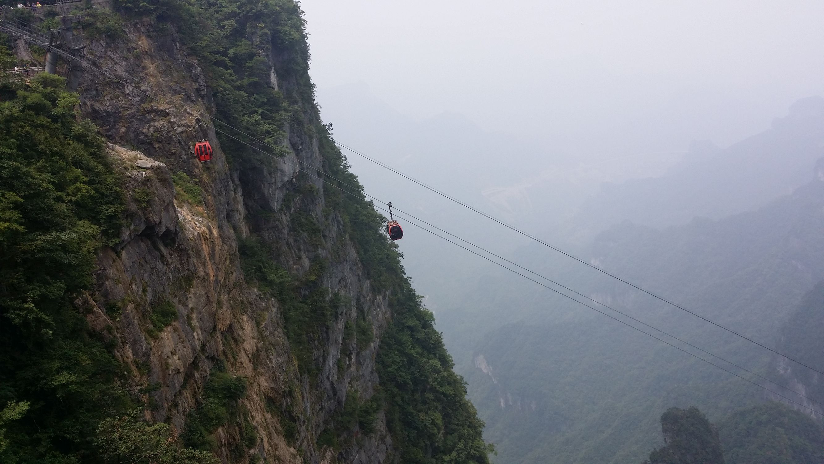 张家界天门山玻璃栈道1日游览,张家界天门山玻璃栈道三日游攻略