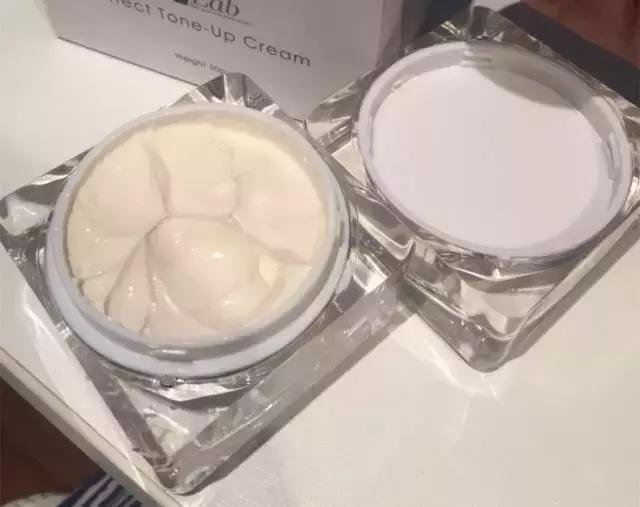 素颜神器自然裸妆提亮肤色,黄黑皮救星懒人素颜霜