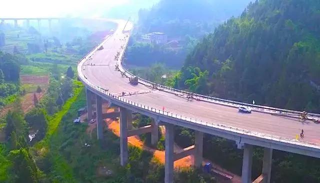 通江靓丽风景,通江城市航拍