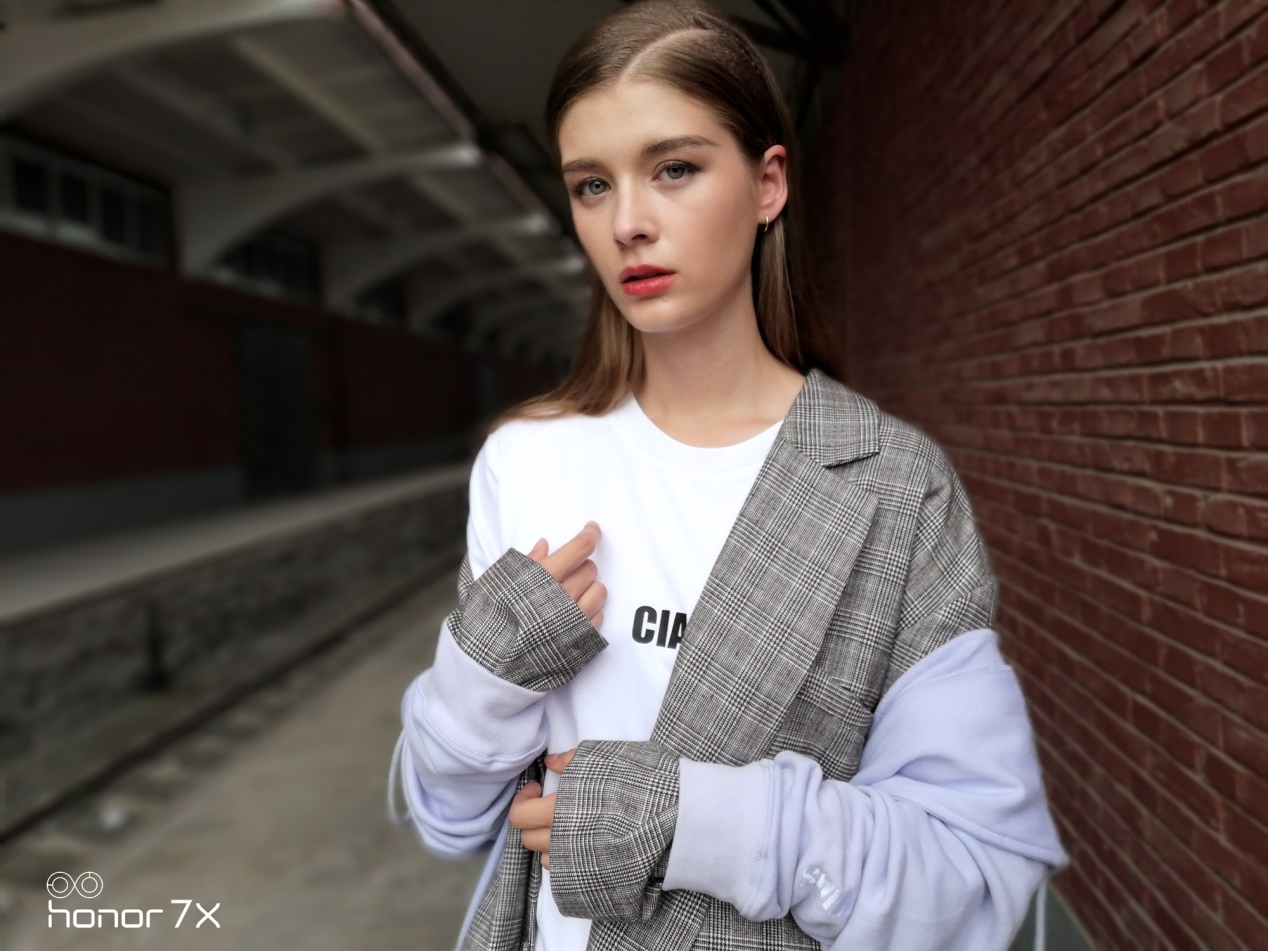 千元荣耀手机性价比之王,千元全面屏荣耀畅玩7x使用感受