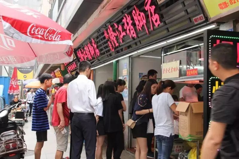 十大最难排队小馆子,好吃到爆的的十家小店