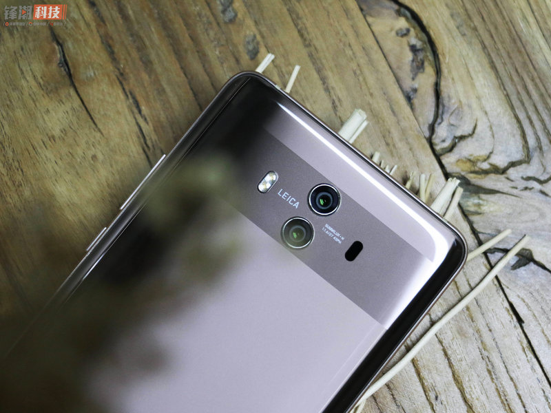 华为mate10深度上手体验,用了一年的华为mate10感觉如何