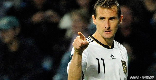 谁是足球史上最伟大的7号,足球十大绝杀罗本