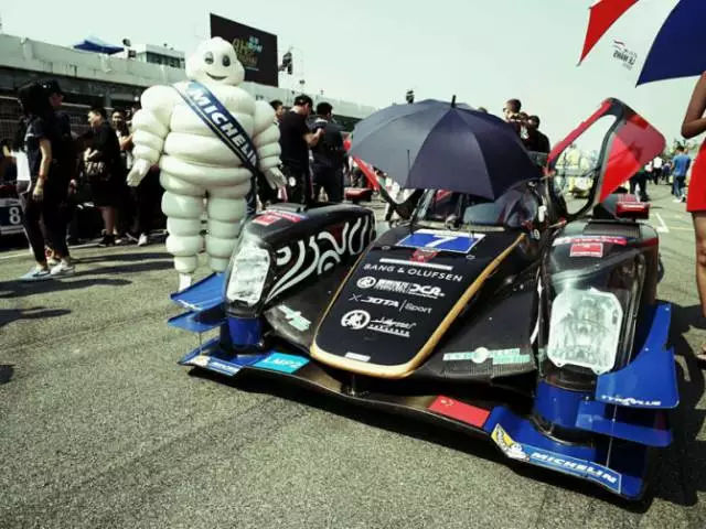 耐力赛绝非无休止地“画圈”,而是用轮胎来拓宽的哲学