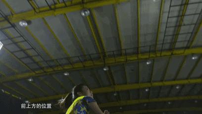 羽毛球如何应对恶心的吊球单打,羽毛球吊球连贯步法