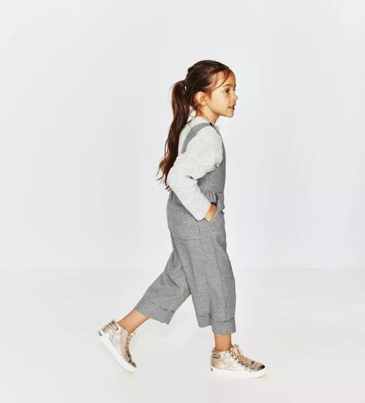 pantone流行色衣服,pantone2022流行色服装搭配