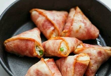 超火的培根芝士饭团也太好吃了,日本芝士培根饭团