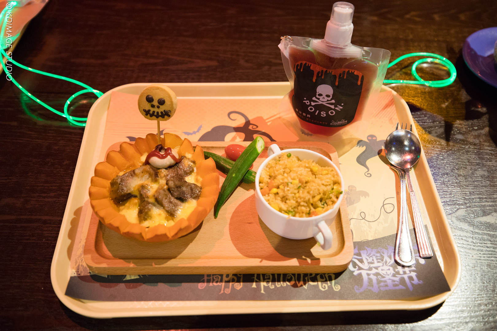 久违的狂欢:和许巍一起过长隆欢乐万圣节