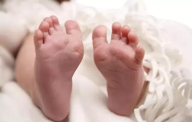 「女性健康」爱抽烟？小心这些“女人病”！