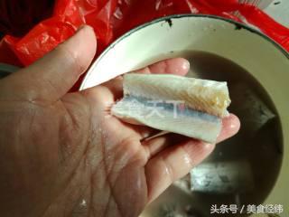 酸醋炖刀鱼的做法,秋刀鱼加醋的做法
