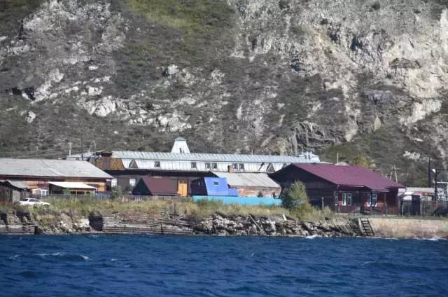 坐火车穿越俄罗斯西伯利亚,欧洲火车途经小镇