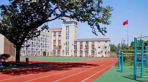 鍗椾含鐧惧勾鑰佹牎灏忓,鍗椾含鐧惧瞾瀛︽牎