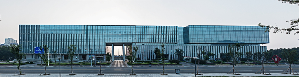 寮犺穬闈欑墿鎽勫奖,寮犺穬鐓х墖