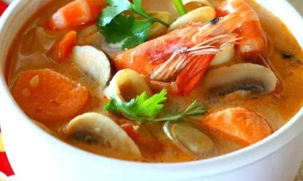 寒冷的冬天全靠这锅汤续命,冬天一碗汤暖心又暖胃