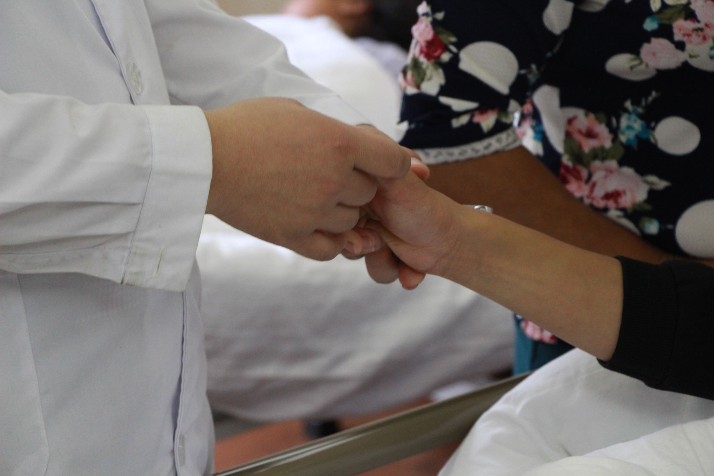 脑瘫病人康复费用,脑瘫8年康复大概需要多少钱