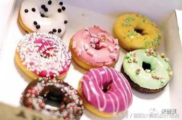 Google卖起了甜甜圈，这粉嫩设计给满分！