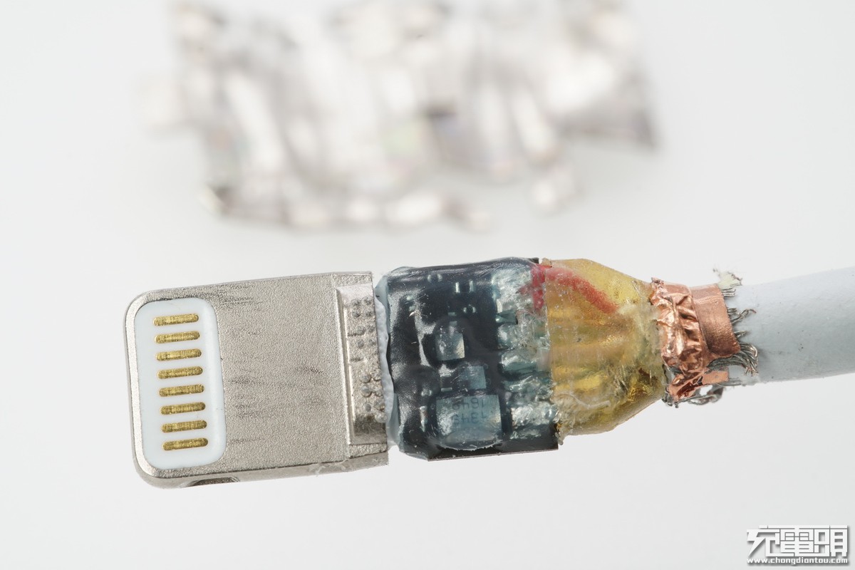 苹果数据线为什么这么贵,苹果所有数据线集合