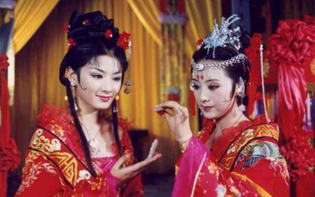 杨蓉从艺经历,杨蓉大学时期照片