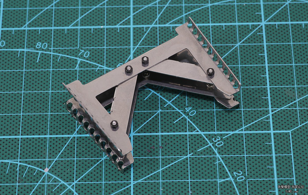 论复杂程度我只服它｜德国ScaleArtMAN三向自卸车细节（三）