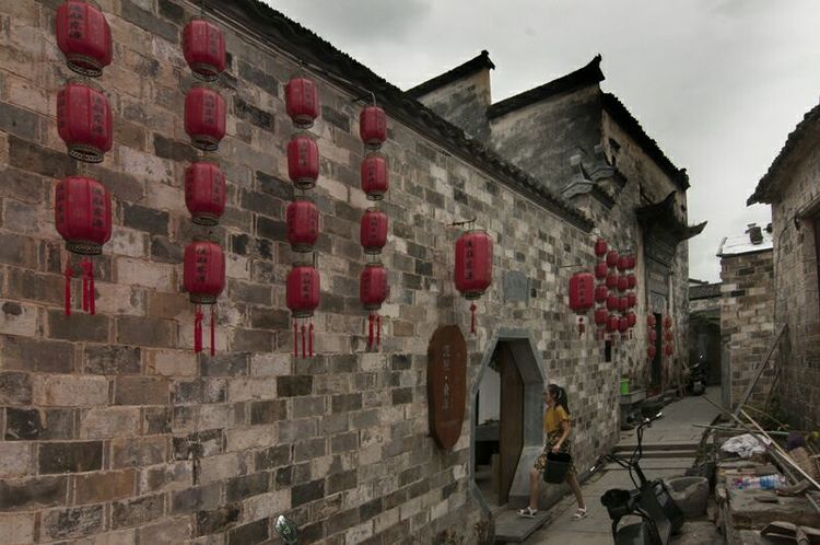 西递附近最著名的景点,西递村美丽的风景