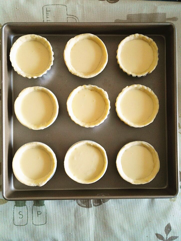 在家怎么把蛋挞做得又简单又好吃,如何做出好吃的蛋挞教程简单易学