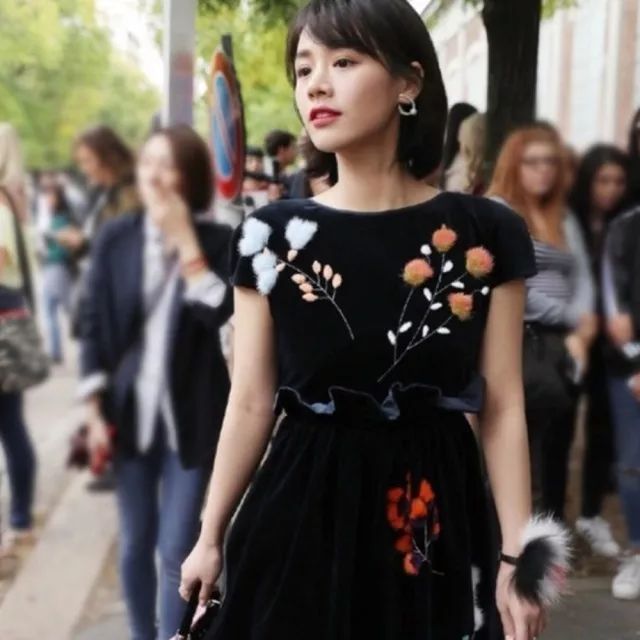 fendi小怪兽双肩包,fendi小怪兽男包2020款