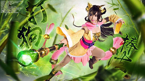 《射雕英雄传3D》美女COSER自曝爱玩红警、星际