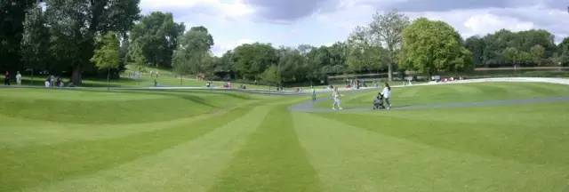 观赏性最好的草坪,大型的景观草坪