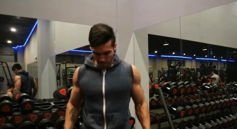 想让手臂变得饱满练这几个动作,手臂纬度怎么快速增加