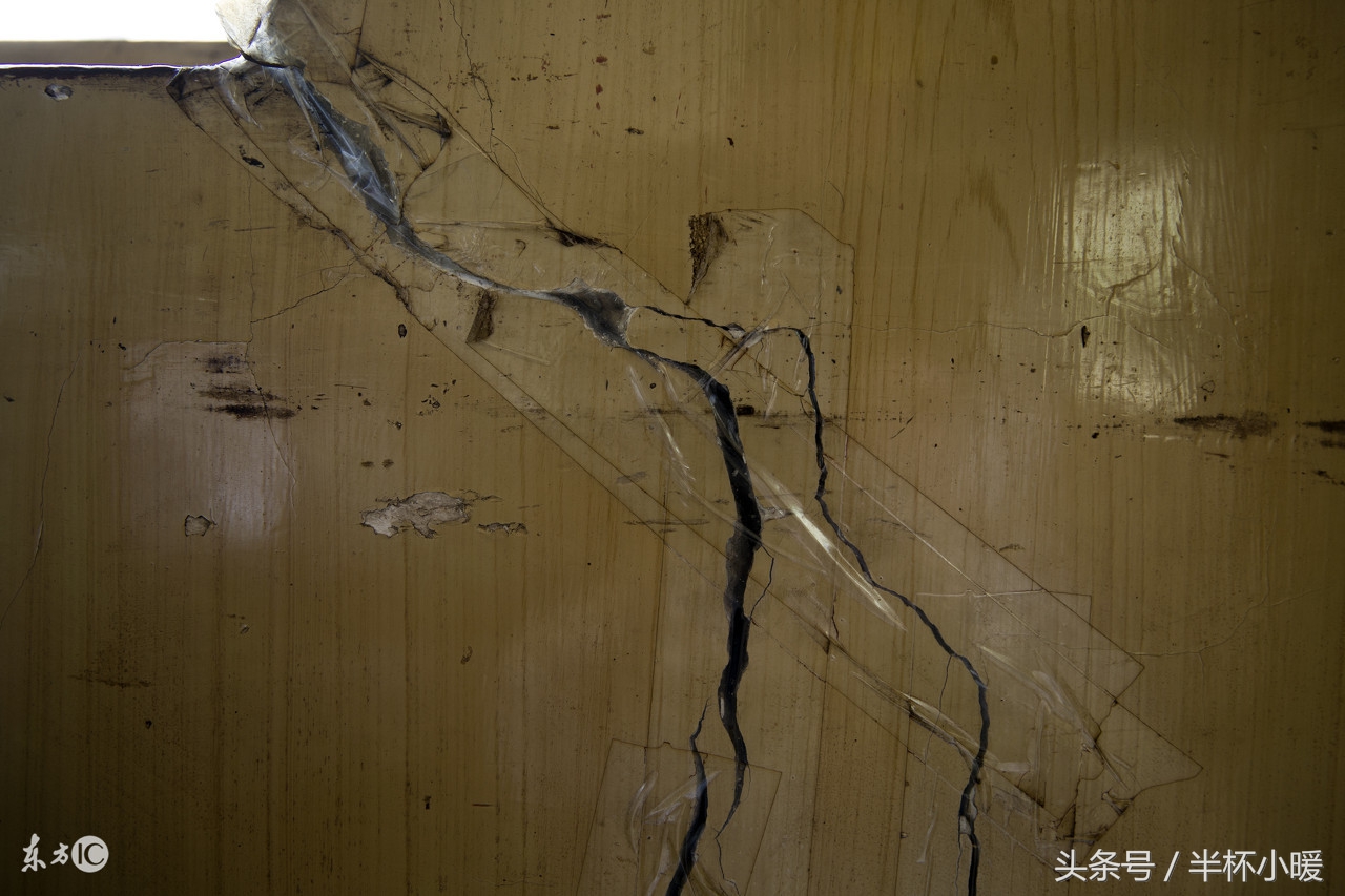 卫生间防水做后墙面空鼓有影响吗,卫生间贴完墙砖两个月整面墙空鼓