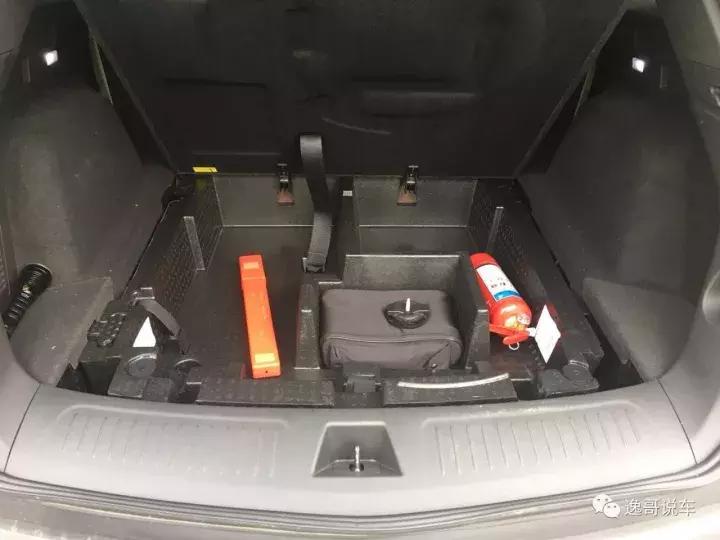 双11花26万买辆六千公里的凯迪拉克XT5，被老姐一把拽回来