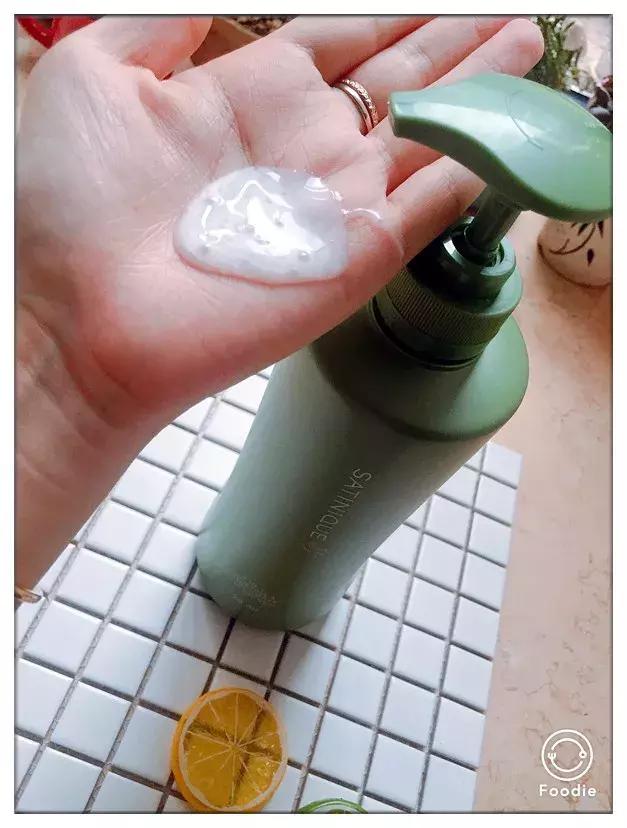 如何拥有一头油亮柔顺的秀发,怎么拥有柔顺的秀发