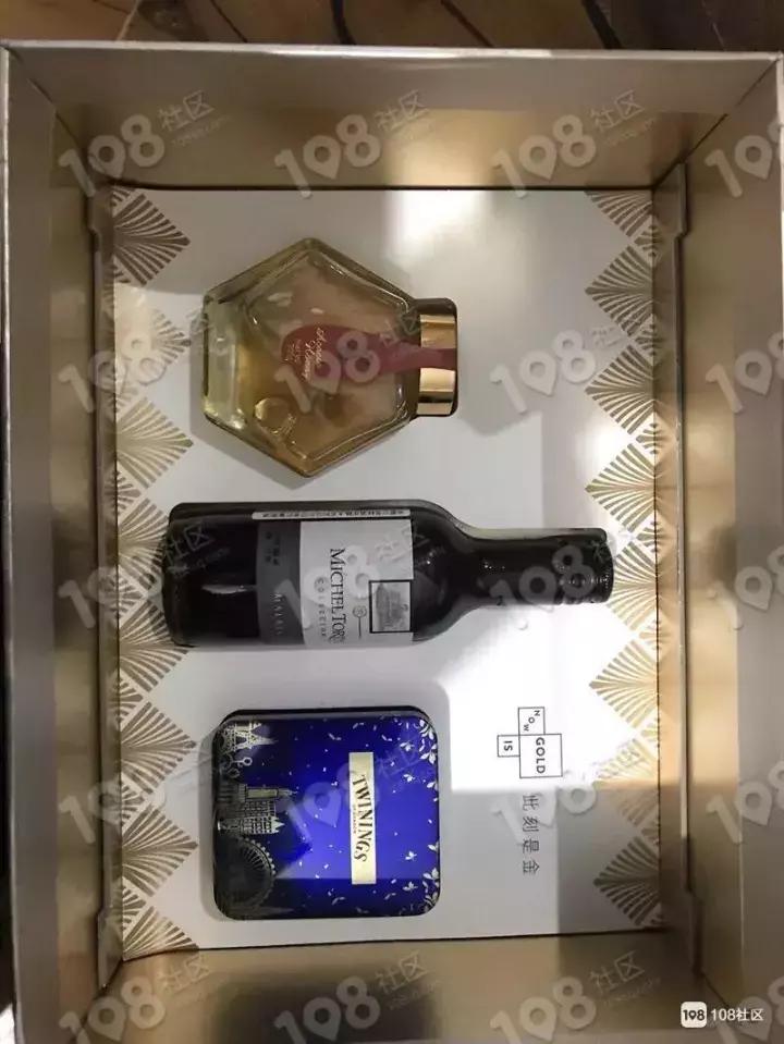 绍兴又双叒叕现土豪婚礼！摩托机车队迎亲，10层大酒店做嫁妆！