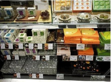 买遍全球天猫国际,在网上买哪个国家的化妆品最便宜