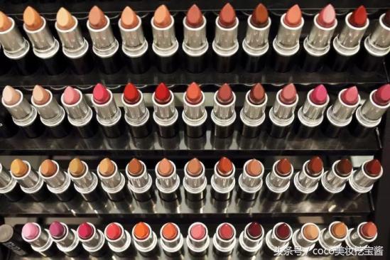 四十岁黄皮适合哪个色号的口红,黄皮最显白的十大口红色号图片