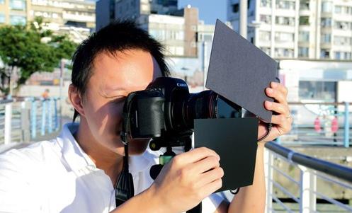拍摄时如何使用黑卡,摄影师为什么都喜欢用反光板