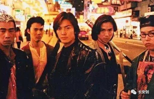 自杀vs.上市——百爪挠心的P2P网贷平台迎来了海阔天空?