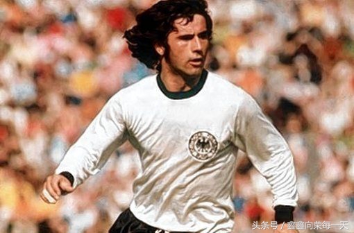 足坛现役十大前锋格列兹曼,世界足坛十大前锋排行榜