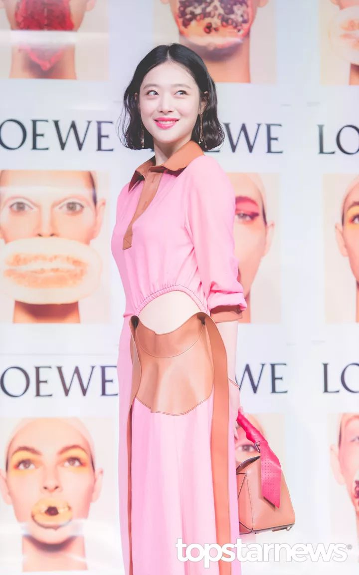 本周TA最潮|水晶雪莉一酷一美防弹茶蛋*服私**完美碾压