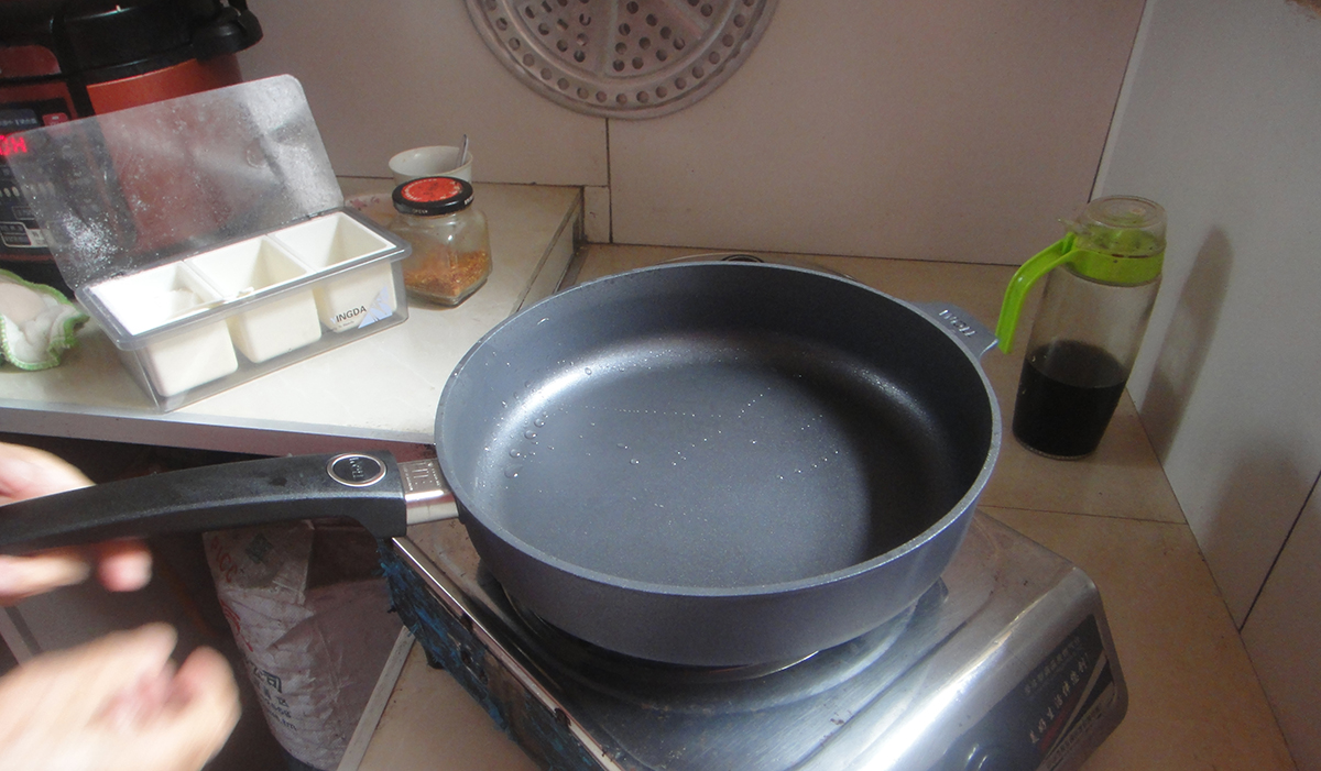 德国woll不粘锅修复,德国进口WOLL不粘锅