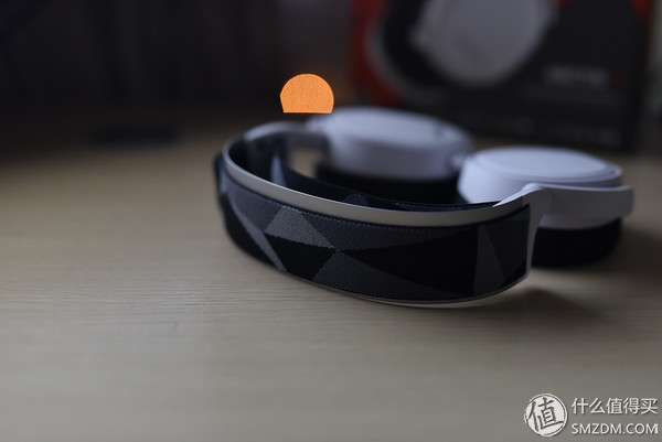 赛睿寒冰arctisnova7,赛睿arctis寒冰3耳机