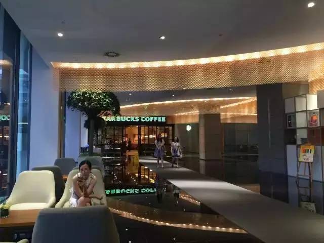 阿里巴巴和华为哪里的员工待遇好 (阿里巴巴华为员工多么)