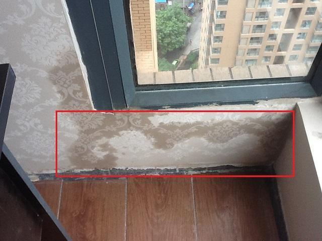 下雨阳台漏水到楼下,楼房阳台下雨漏水怎么办