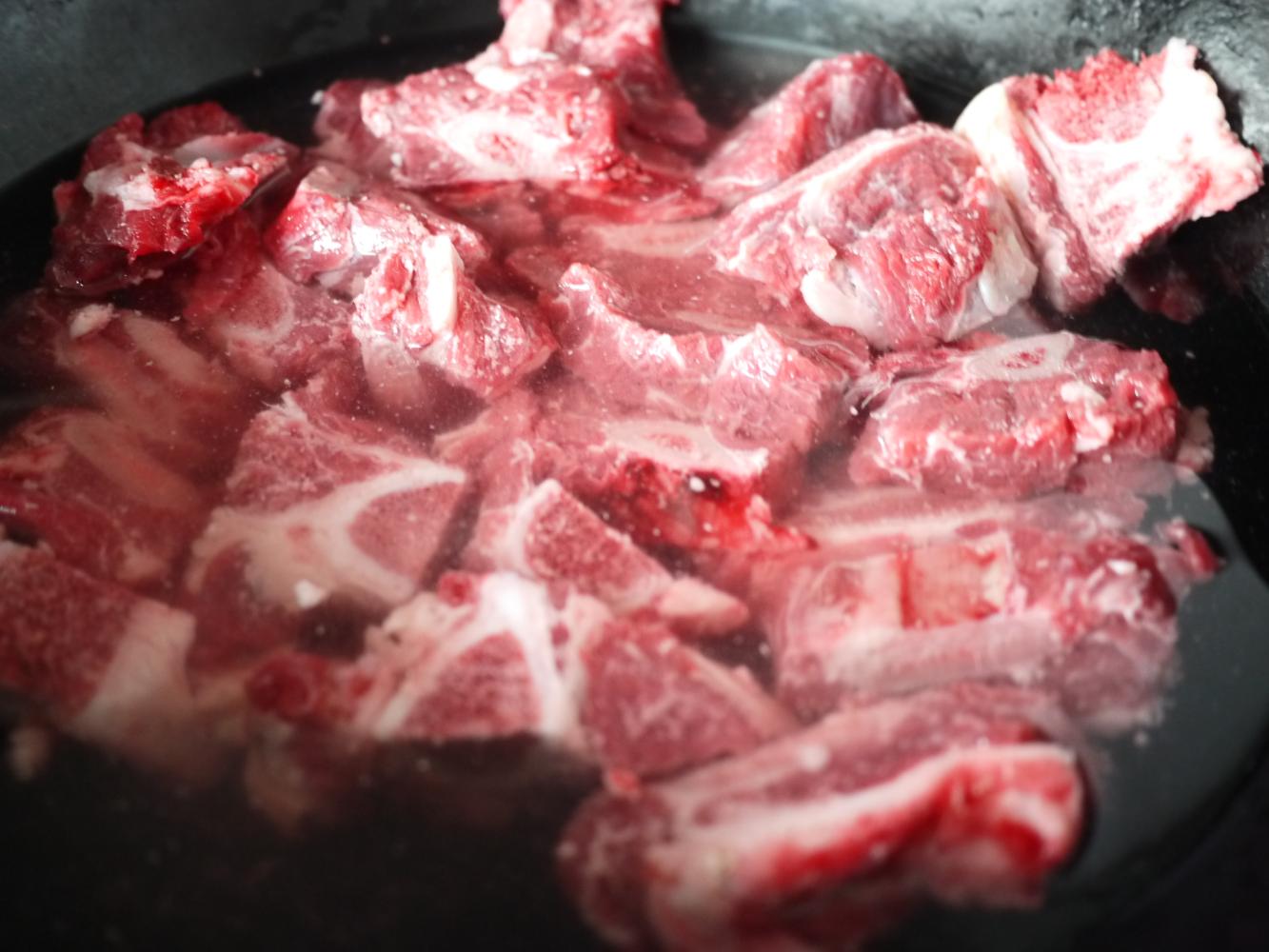 冬天滋补佳品牛排,暖身牛排的做法