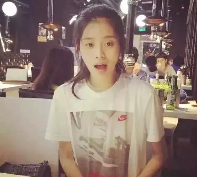 奚梦瑶摔跤对他造成的影响有多大,奚梦瑶维密大秀摔跤