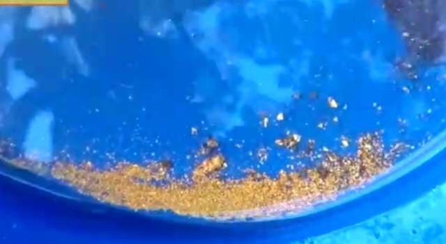 这个国家竟把黄金和白银倒入下水道