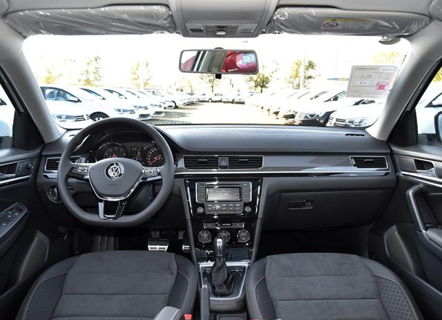 大众蔚领是哪个车的旅行版,大众旅行车蔚领到底多少钱