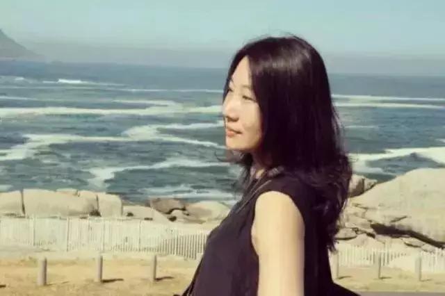 倾听色彩与文字的声音——万锐艺术