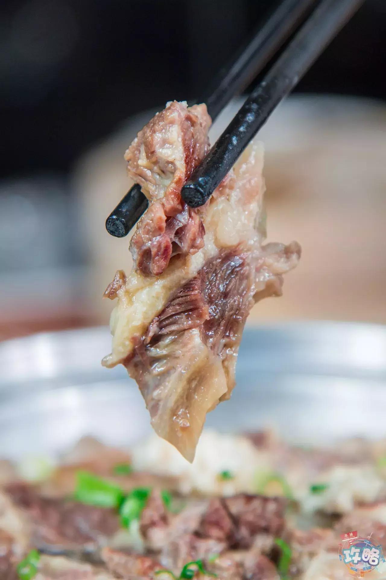 七爷清汤腩用的是什么辣椒酱 (广州最好的港式茶餐)