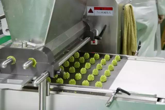 每小时卖出200+盒，这款海归男硕士研发的人气曲奇